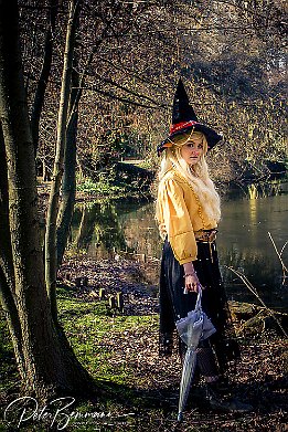 IMG 39527  Darsteller: Lia  @Seven_Moon_Forest Charakter: Lup Podcast: The Adventure Zone