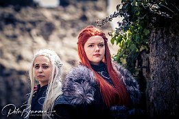 IMG 39743  Character: Daenerys Targaryen - Cosplayer: 4viendha_cosplay / Character: Sansa Stark - Cosplayer: Sternenhirte / Serie:  Game of Thrones