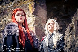 IMG_39749 Character: Daenerys Targaryen - Cosplayer: 4viendha_cosplay / Character: Sansa Stark - Cosplayer: Sternenhirte / Serie: Game of Thrones