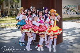 IMG_53592 Love Live - Flower Bouquet @Mrs. Sweetdevil as Eli Ayase @Makayukina as Nico Yazawa @Mr._Mrs._Kappuru as Kotori Minami @yuzu_cos as Nico Yazawa VanyKruemelkeks...