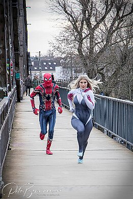 IMG 01610  Mit Spider Gwen & Spider Man on Mainhatten Tour Spider Gwen - @buhbuh_chan_cosplay Spider Man - @crazychaoscosplay . . : LR_Excessor