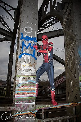 IMG 01643  Mit Spider Man on Mainhatten Tour Spider Man - @crazychaoscosplay . . : LR_Excessor