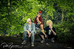 IMG_RP_05558 @firerosesaki als Shoto Todoroki (3. Staffel Version) @ra.cosplay als Kirishima Eijirou (casual version) und Bakugou Katsuki (casual version) Manga: Boku no...