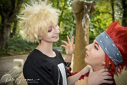 IMG_RP_05633 @ra.cosplay (Lara und Sarah)) als Kirishima Eijirou (casual version) und Bakugou Katsuki (casual version) Manga: Boku no Hero Academia Cosplay Shooting im...