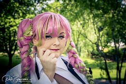 IR6_13816 @daphne_purpura as Kanroji Mitsuri (Anime Demon Slayer) Cos & Fun - Hanami Shooting Treffen 2022, Luisenpark