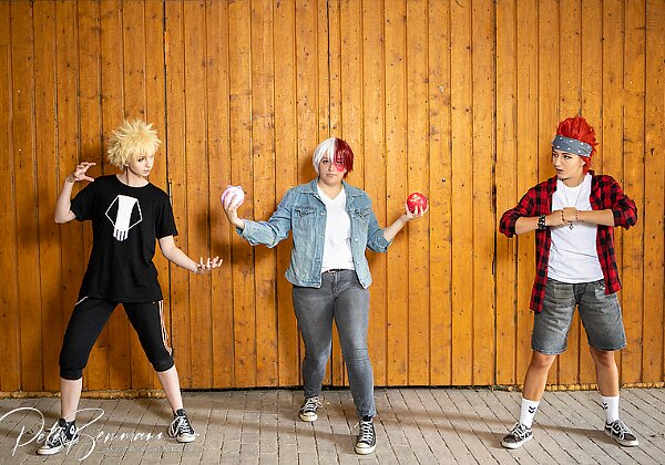 Cosplay Shooting Treffen im Herzogenried-Park @rosefiresaki @crazychaoscosplay @chella97 @ra.cosplay @sugi_10969_ mrsmorrisonx3