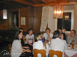 P8170097  gemütliches Beisammensein im Hotel Goldener Greif