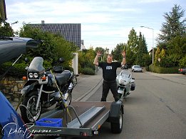 P9050002  Vorm Start - erstmal Aufladen