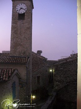 Blick aus dem Fenster - Abendstimmung in Rosans