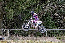 R62_13814 null