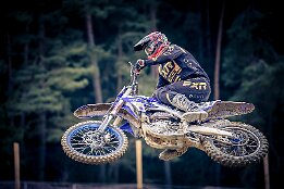 R62_14022 null