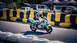 R6_53151 null