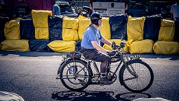 R62_21373 null