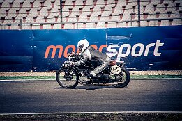 R6_57944 null
