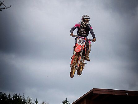 Training beim MSC H�chst�dt Training auf der Motocross Strecke des MSC H�chst�dt im Fichtelgebirge e.V. im ADAC
