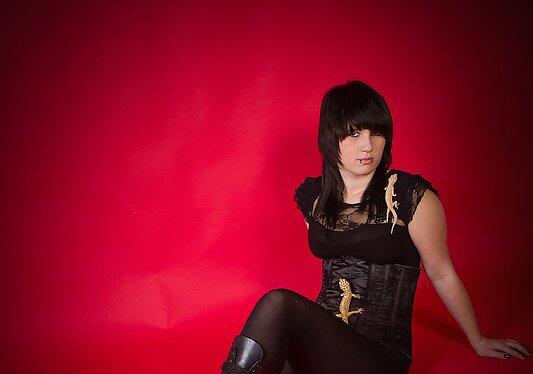 DesiJ MK Sedcard Modell "DesyJ."