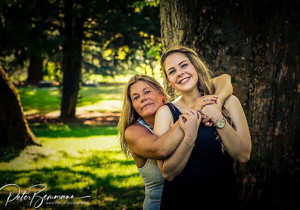 Inge und Melanie MK Sedcard Modell "Sonnenschein IC" und Melo (non MK)