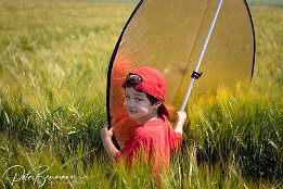 IR6_11593 Und was kann einem Model und Fotografen besseres passieren, als einen ausgesprochen guten Assistenten mit beim Shooting zu haben. Und der dabei auch noch viel...