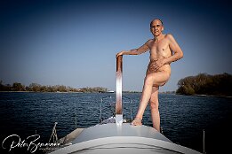 IR6 05463  Mit malemodelkristian auf Bootstrip