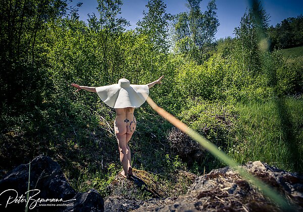 Andrea - Outdoor im Tunnel und Natur mit Andrea Fanieng