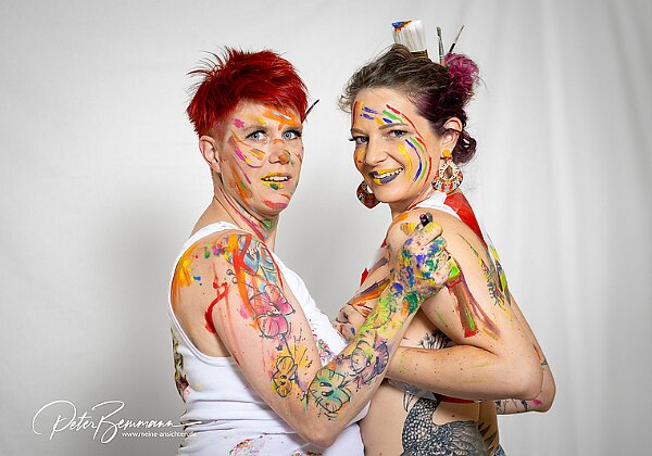 Ganz schn bunt mit @Dani Red & @ blackheartsbgl82