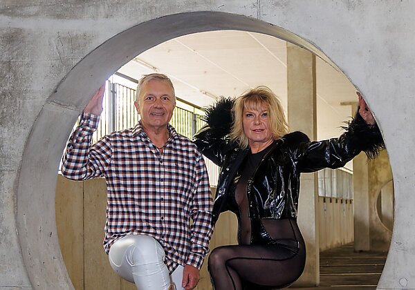 Im Parkhaus mit tina.over.50 und Bernd5060