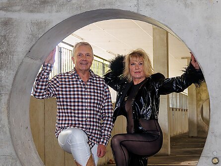 Im Parkhaus mit tina.over.50 und Bernd5060