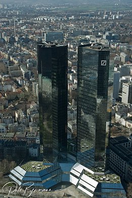 IMG 1386  Deutsche Bank - gesehen vom Maintower