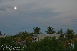 128_2865 Blick vom Balkon am frhen Abend (18 Uhr)