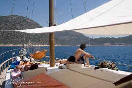 IMG 2420  Sonne tanken an Deck : KAS/Türkei, Urlaub 2007